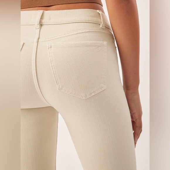 DL1961 Mara Mid Rise Straight in Parchment Size 18 New! - Picture 15 of 16